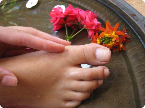natural remedies to get rid of toenail fungus